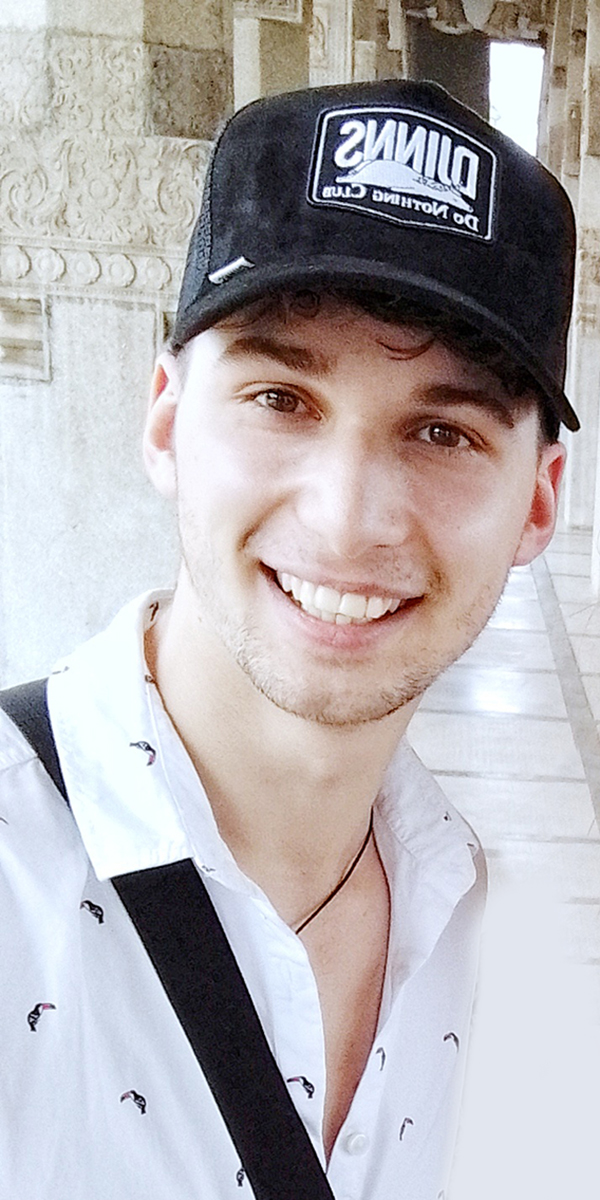 Nicolás D